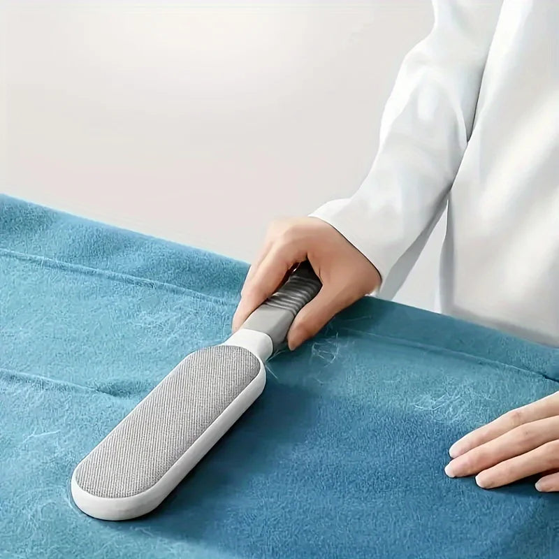Brosse anti-peluches électrostatique manuelle double face